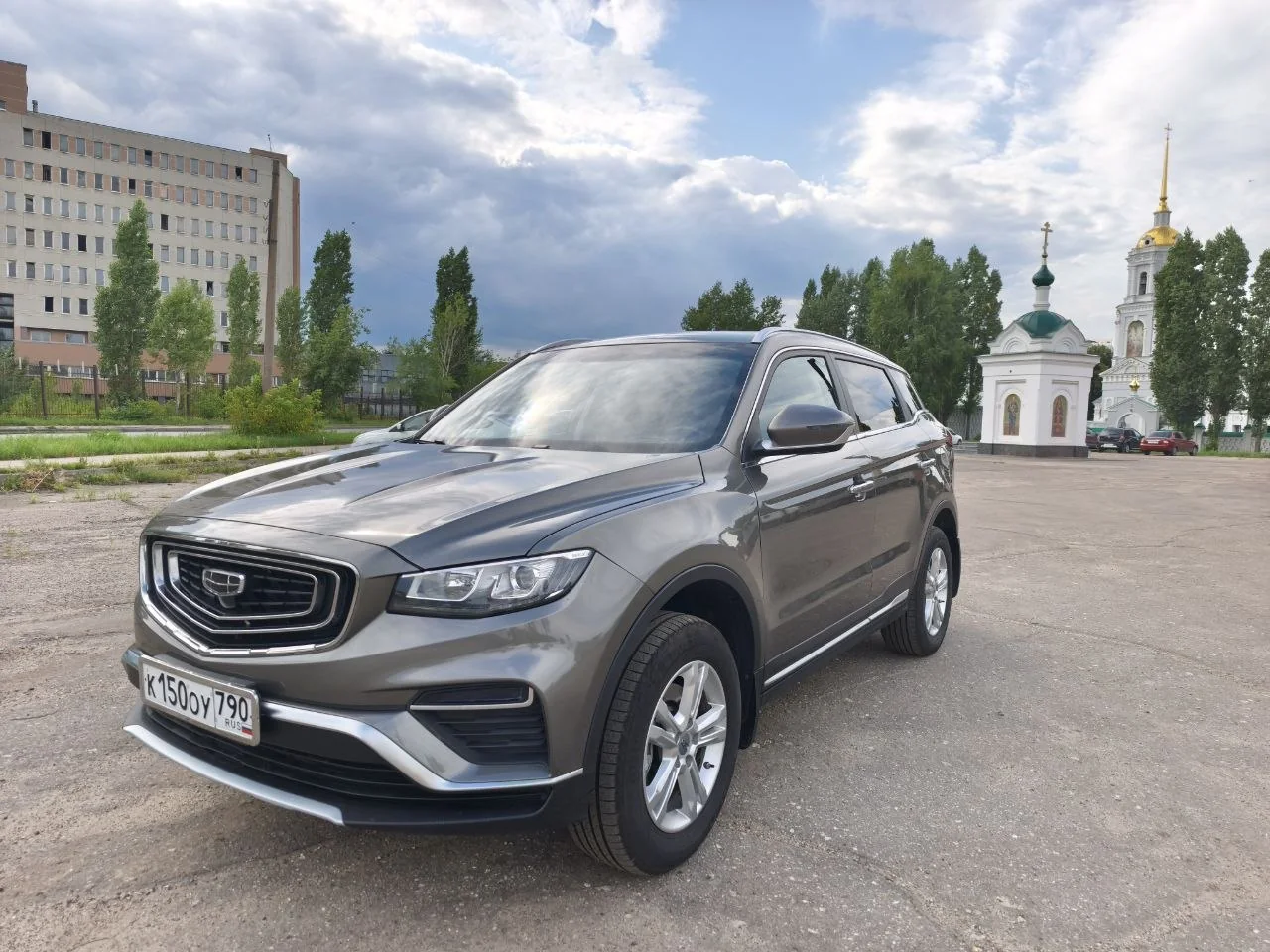 Geely Atlas Pro рестайлинг — автомобиль в продаже